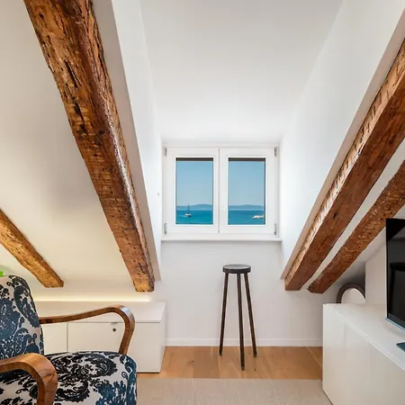 Luxury Blue On Riva Promenade Apartament Split