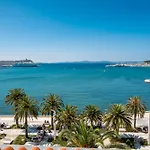 Apartamento Luxury Blue On Riva Promenade
