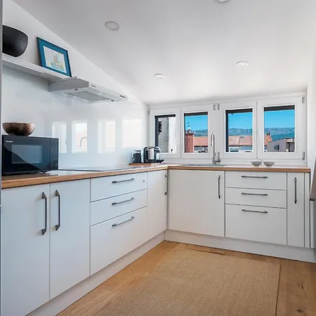 Luxury Blue On Riva Promenade Lejlighed